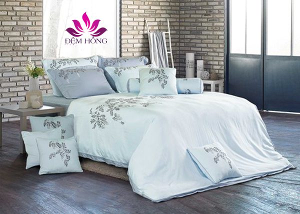 Chăn ga màu trắng hợp tuổi Quý Dậu