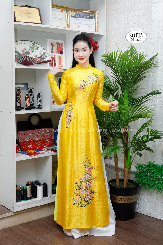 Áo dài cưới màu xanh dương sang trọng