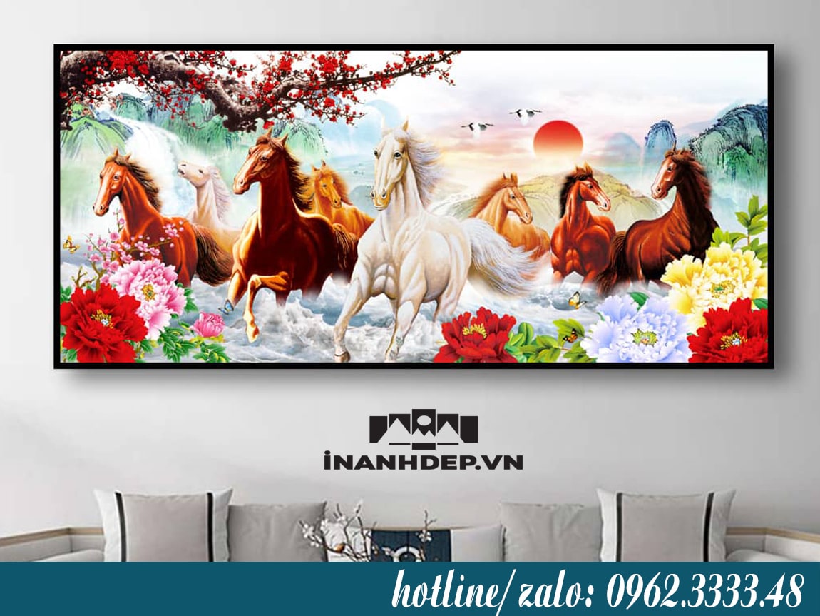 Tranh phong thủy mệnh Thổ màu đỏ hài hòa ánh kim