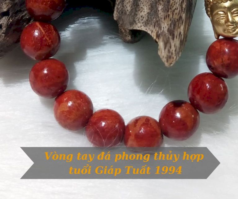Vòng đá thạch anh xanh lá cho tuổi Giáp Tuất