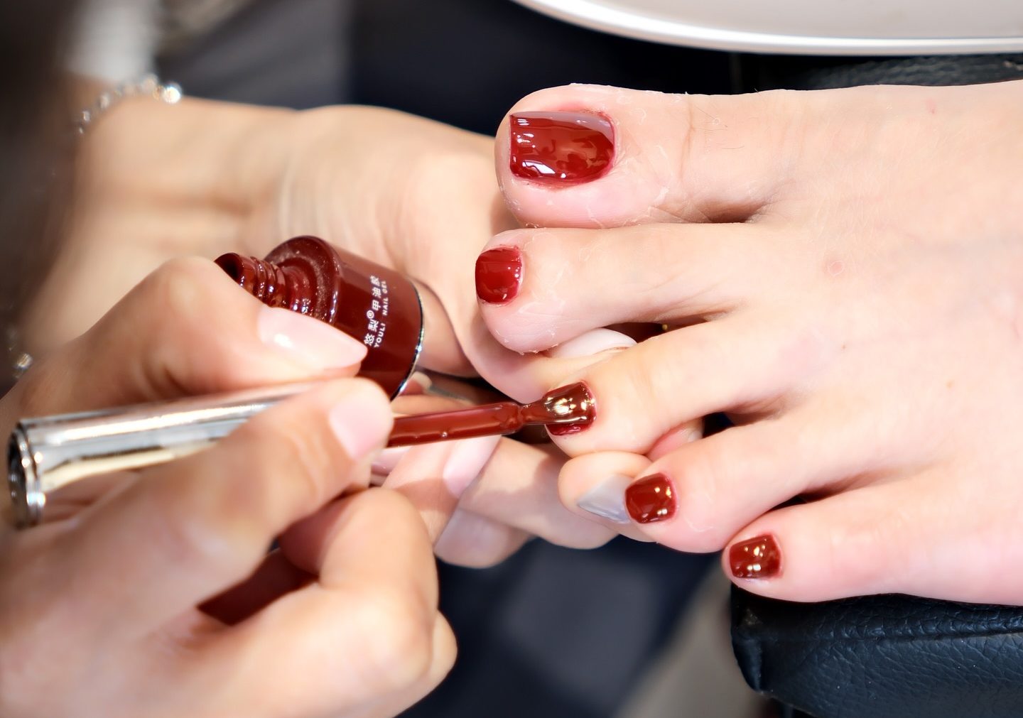 Mẫu nail đỏ đô 3