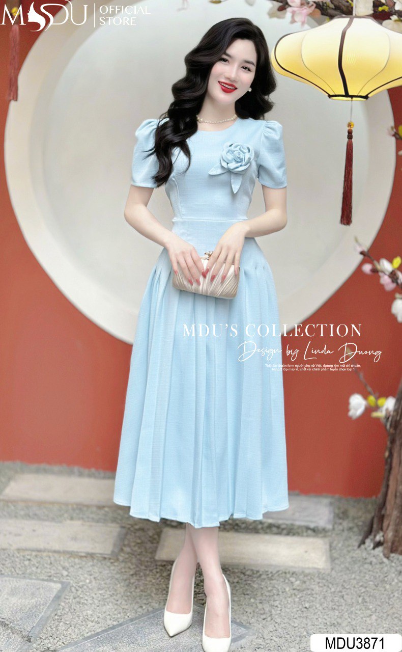 Váy xanh pastel phối áo trắng