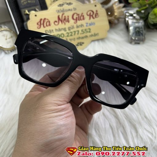 Lựa chọn kính râm hợp tuổi Quý Dậu 1993
