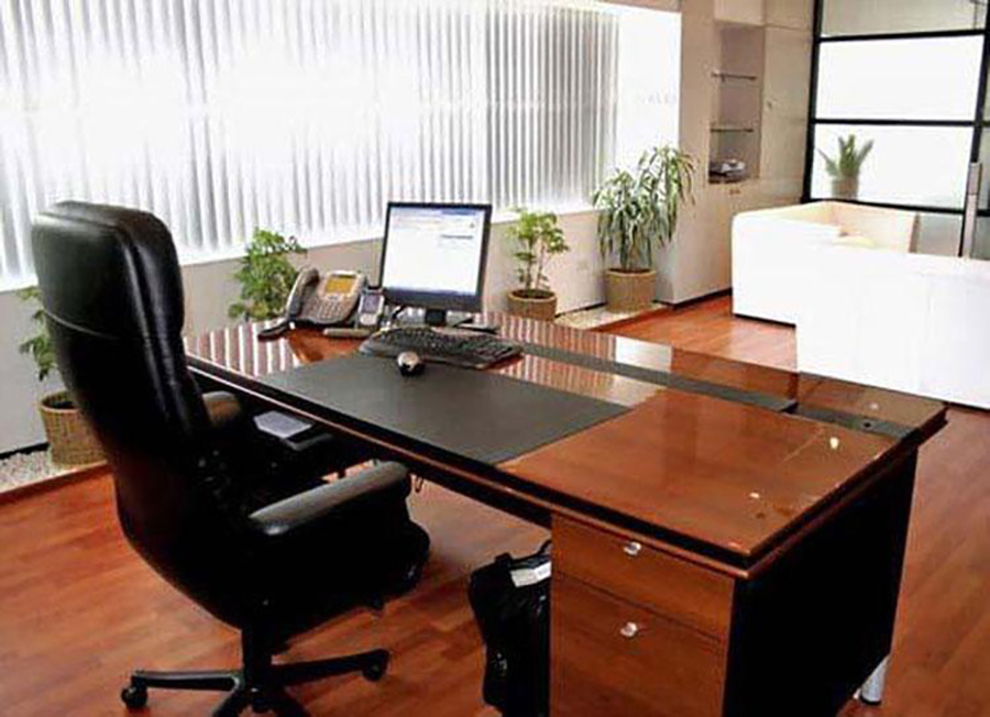 Đặt bàn làm việc đúng hướng tuổi Dần để tăng tài lộc