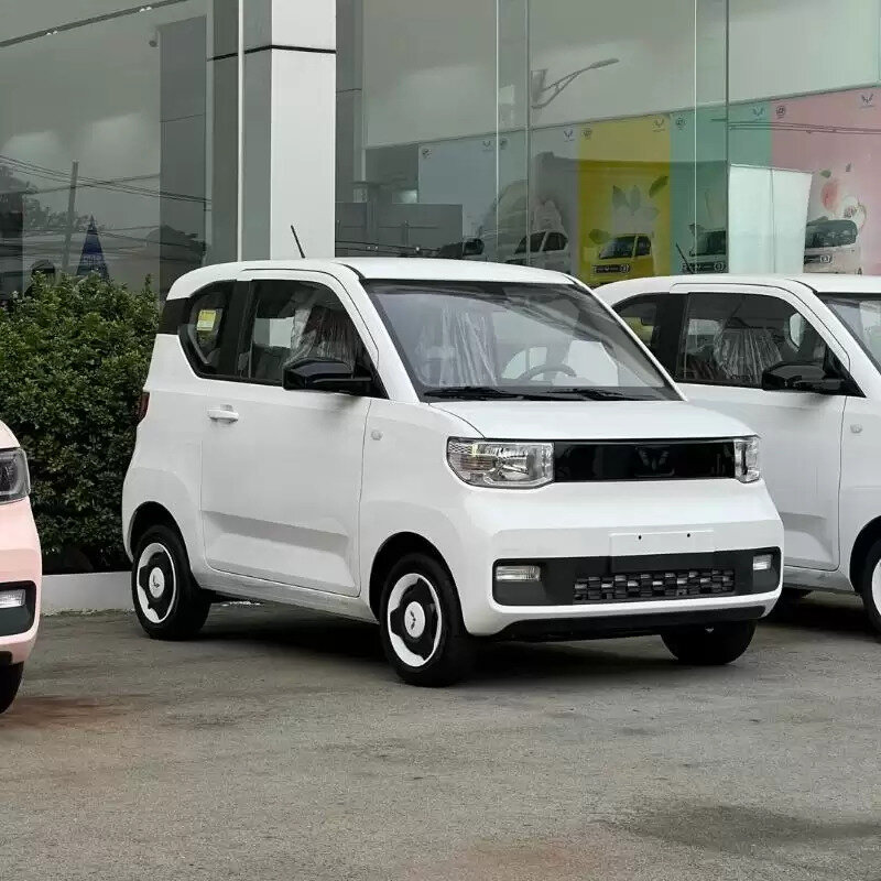 Xe màu xanh dương hợp tuổi Mậu Thìn